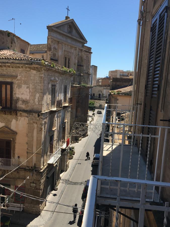 B&B Vittorio Emanuele Licata Dış mekan fotoğraf